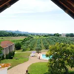 Holiday home Hameau-montplaisir *
