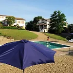 Nyaraló Hameau Montplaisir